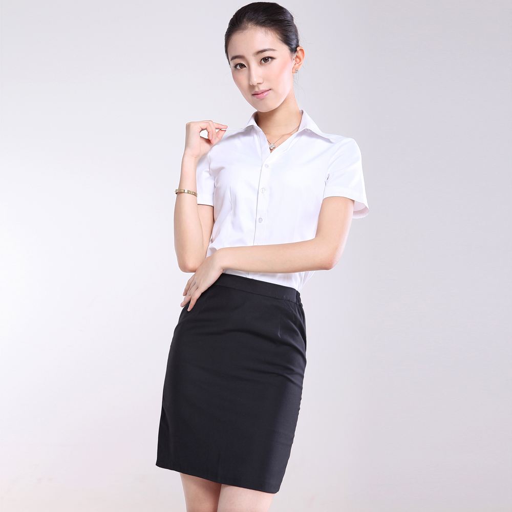 女性夏季定制職業(yè)裝需要注意什么？日常怎么穿搭出自己的風(fēng)格？