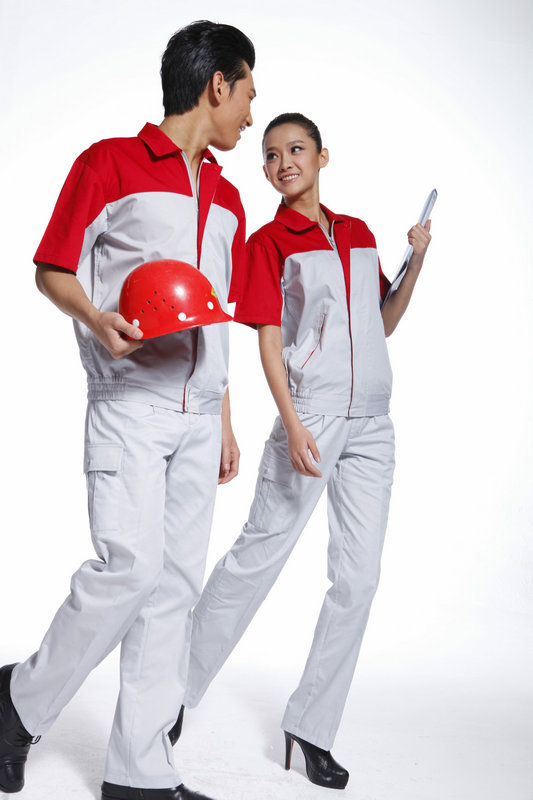 夏季工作服定做有哪些要素？怎么選擇面料？