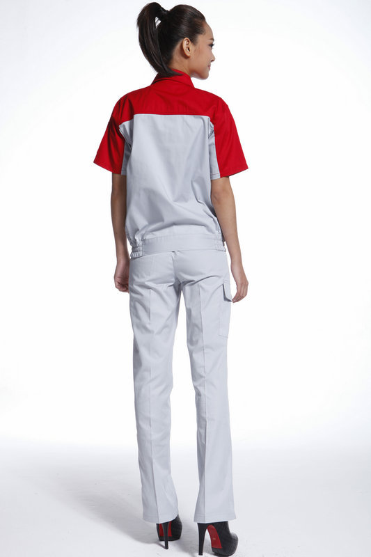 如何定做好看的工作服?工作服定做需要考慮什么因素?